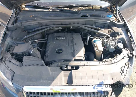 2011 Audi Q5 2.0T Premium z USA, uszkodzony, nr VIN WA1CFAFP2BA114109